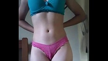 teen showing her sexy body